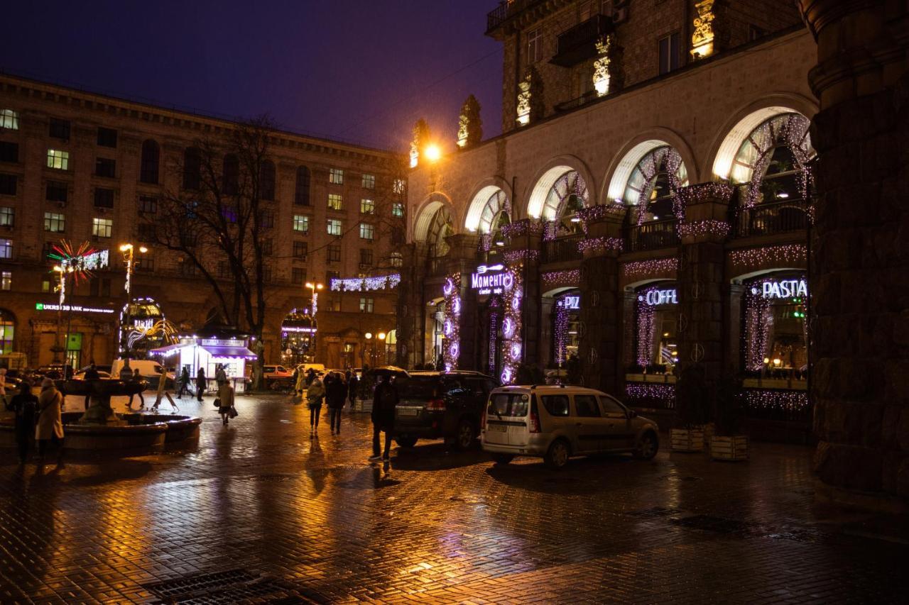 911 Apartments Khreshchatyk Kiev Exterior photo